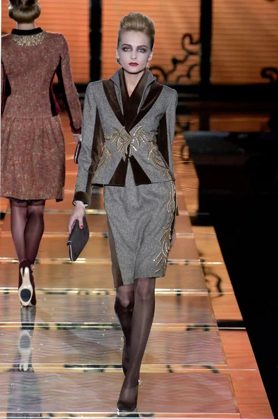 Look 14